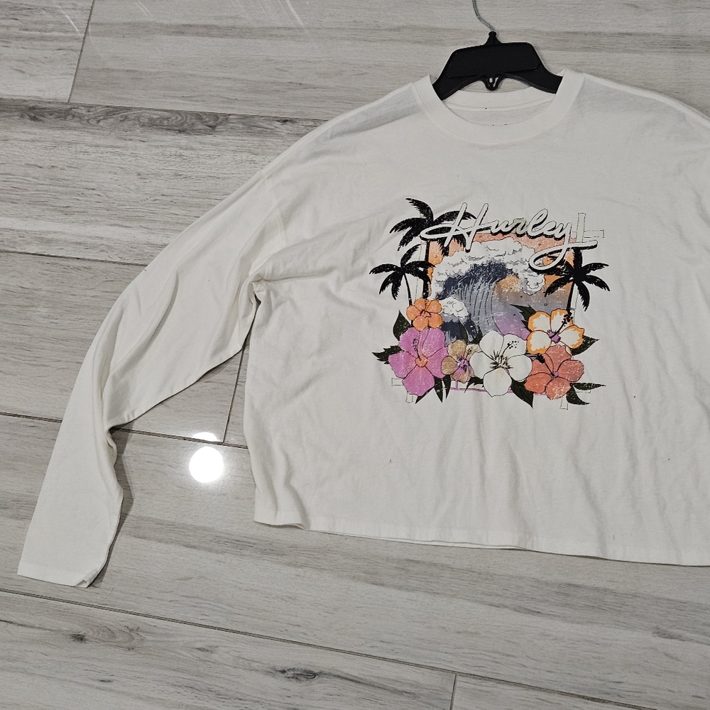 Hurley white sweater